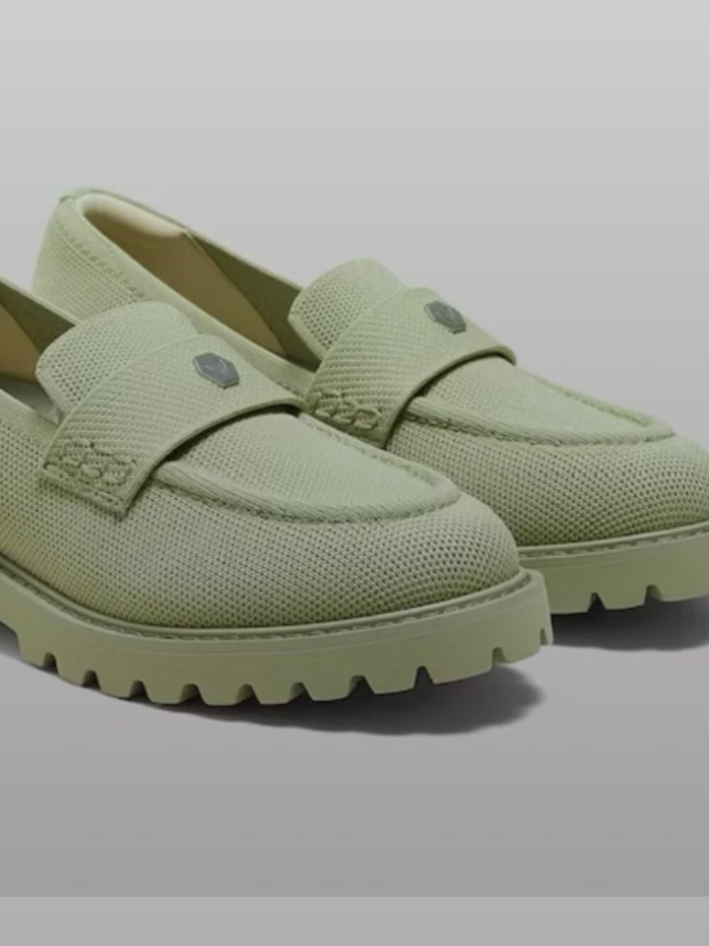 Vivaia Francesca Platform Chunky Heel Loafers Womens Shoes Size 9.5 Matcha